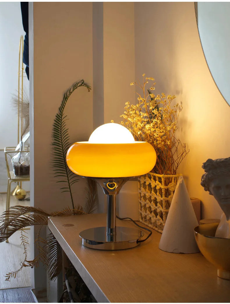 Medieval Bauhaus Floor Lamp American Retro Warm Egg Tart Floor Lights Nordic Bedroom Bedside Standing Lamps for Living Room